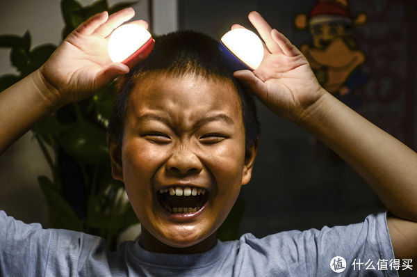 光通量|中秋夜的多彩小可爱:傲雷Obulb MC氛围灯