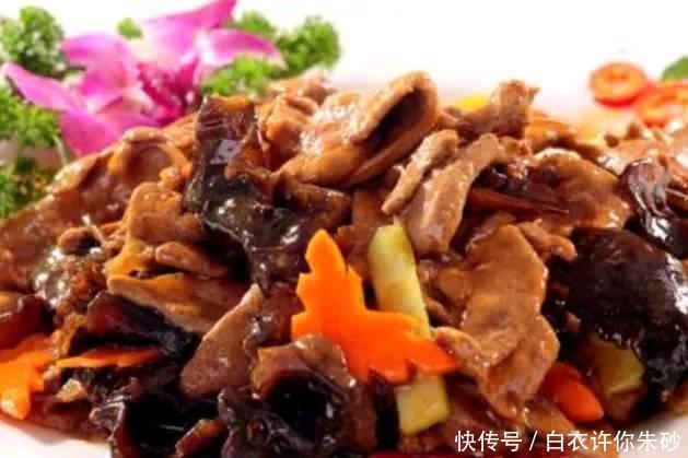 女性不想老太快,推荐多吃三种美食,排毒清肠,美容护肤