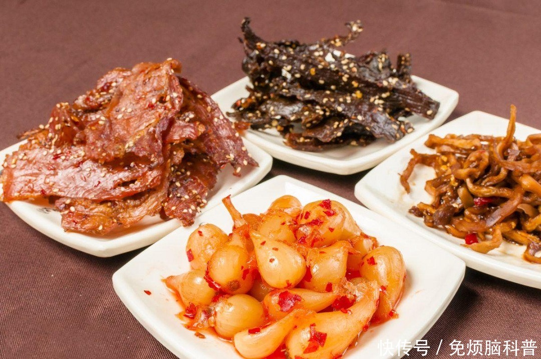 茄子|65岁大妈每天吃素,却突发脑梗离世,建议:少吃这3种菜