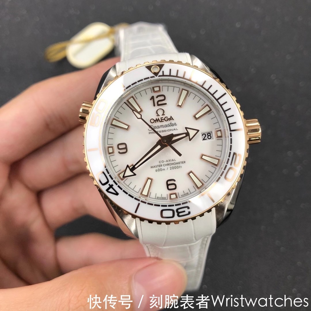 VS厂欧米茄海洋宇宙600米间玫瑰金「女士潜水表」深度评测!