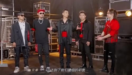 大佬|從沒人要到帶娃上分的大佬，這個被嘲軟飯男的男人在我眼里封神了