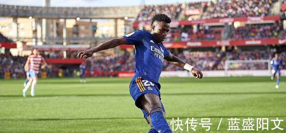 本泽马|2-1!主力中锋缺阵,国王杯加时逆转保级队,皇马还会卖本泽马吗!