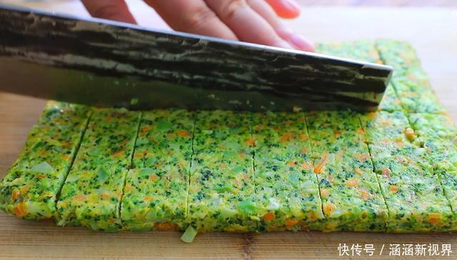 西兰花|早餐别买着吃了,教你在家做蔬菜饼,不加面粉不加油,筋道好吃