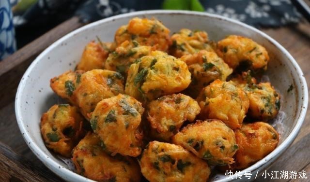 1个土豆1根胡萝卜，这做法百吃不厌，每周必做，每次1盘不够吃！