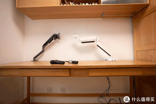 桌面空间|拒绝呆板,我也谈一谈,如何打造灵活多变又舒适安逸的桌面空间