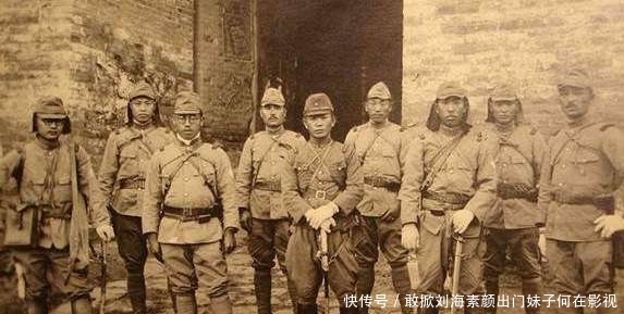 军官|他背负汉奸骂名，巧设鸿门宴，三邀日本军官，5分钟斩杀8名日军