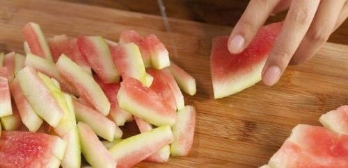 食物|中年人爱美，不可忽略的食物，促进脂肪的燃烧，越吃越瘦，身体好