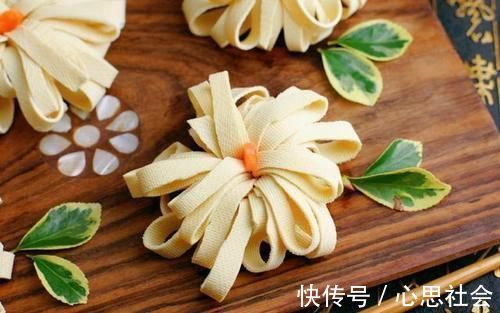 年前学做花样菜，5块钱做一道“花开富贵”，比大鱼大肉还抢手