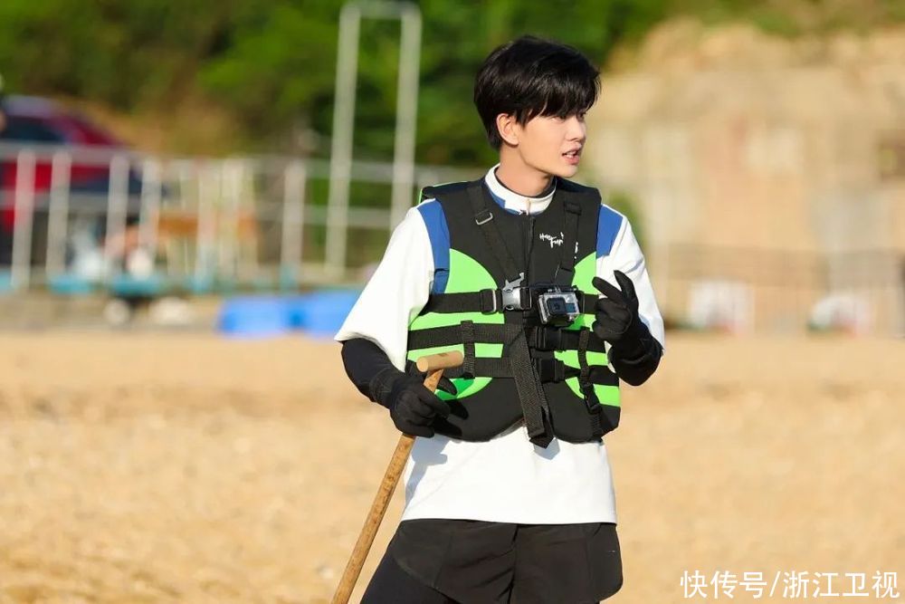 陈飞宇|《嗨放派》首期“太阳威力”火爆全网！嗨放Boys“追日”行动热血满满