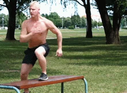 男女有别|年轻美女健身多年,完美身材曲线迷人,被称为背影女神