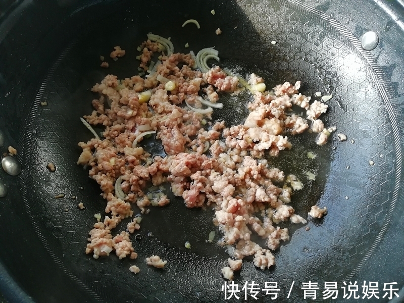 豆瓣酱|豆皮新做法,吃完浑身热乎乎,适合天冷吃