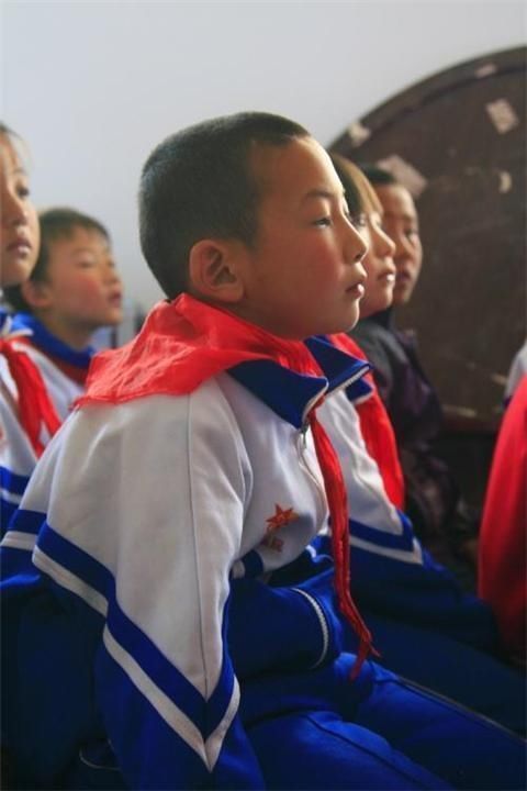 习惯|这5种孩子会越长越丑，长大也难摆脱“变丑”结局，尽早改正