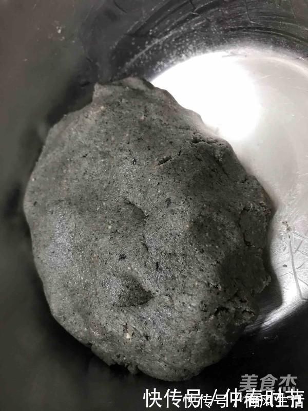 面团|一洗头就掉一堆发记得多吃“它”成本不到3元，头发慢慢不掉了