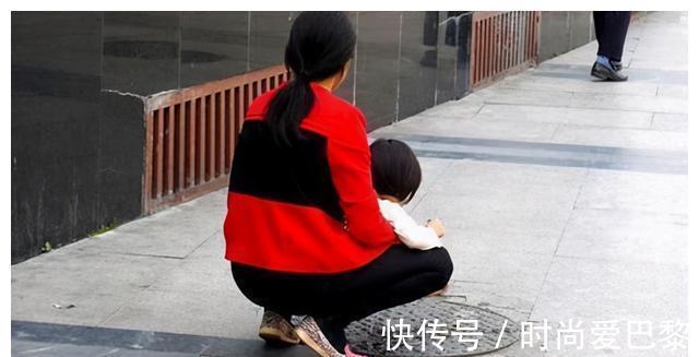 心理健康|新型把尿正在蔓延,很多父母争相模仿以为对娃好,实则害娃不浅