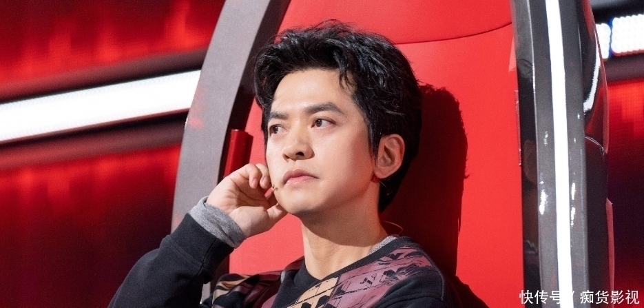 星期一有《中国好声音》冠军拉票会,淘汰学员返场,四位导师开唱