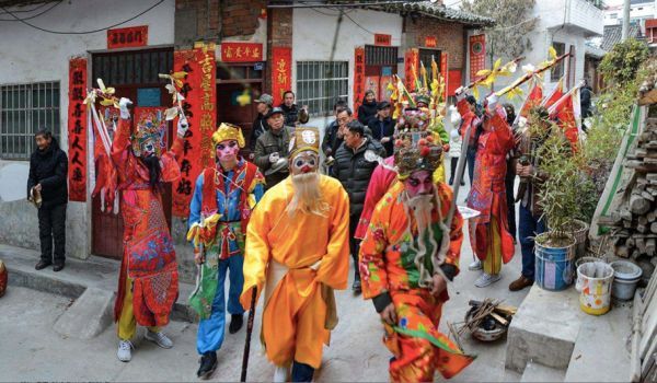 洋县|致敬医护：救死扶伤不分节假日，每年春节几乎都在医院度过