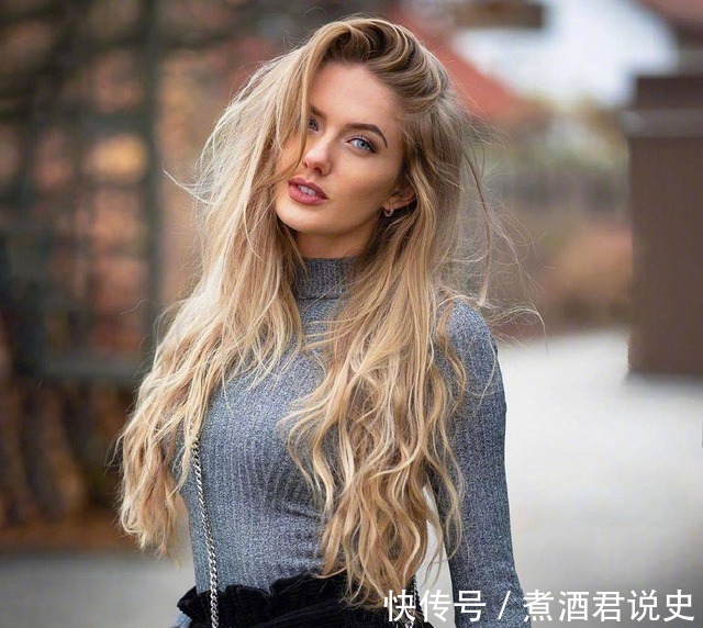 腰身|“德国田径女神”火了！穿运动装美成跑道风景，身材不输维密超模！