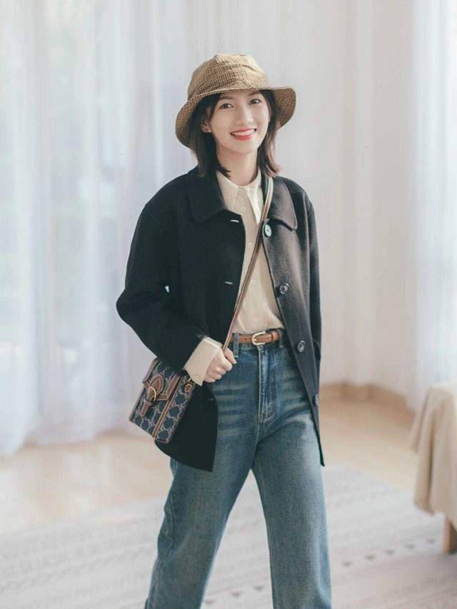 卫衣 卫衣下装别配裙子,太土气了,今年流行这6种搭配,时髦又洋气