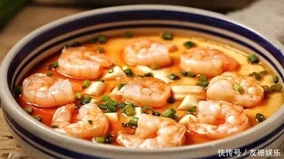 几道老少皆宜的家常菜，荤素搭配有营养，香气十足，特别开胃