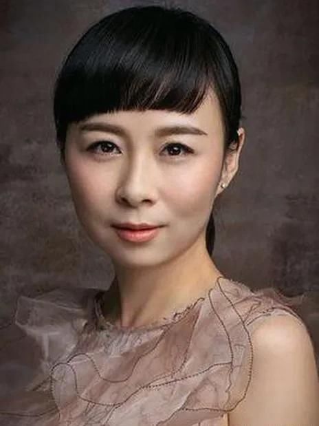 校友|和程雷、陈蓉同是上海戏剧学院校友的上海主持人有哪些呢