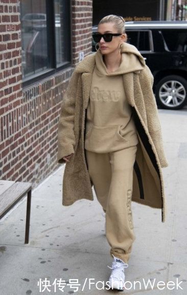 超级|秋冬季怎么能少了一件泰迪熊大衣,超级温暖又高级,凹造型必备