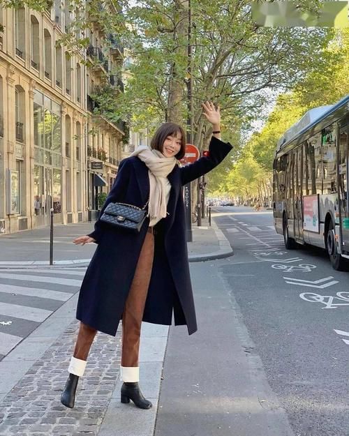 “奶奶裤+大衣”、“奶奶裤+羽绒服”才是真的时尚感十足!
