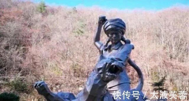 采访@19岁女子徒手打死豹子,在晚年采访中袒露后悔:宁愿自己从未打死