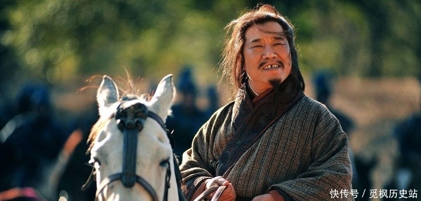 谋士|三国第一谋士不是诸葛亮司马懿，也不是鬼才郭嘉，而是这个穷小子