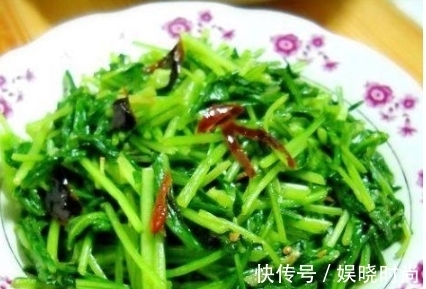 嫩萝卜叶|在农村都没人吃,地里一抓一大把,常吃能防癌、防近视