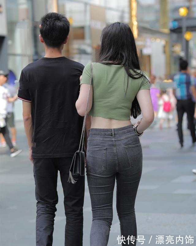 伞裤 “凹凸感”十足的打底裤,让造型远离俗套感,提升气质!