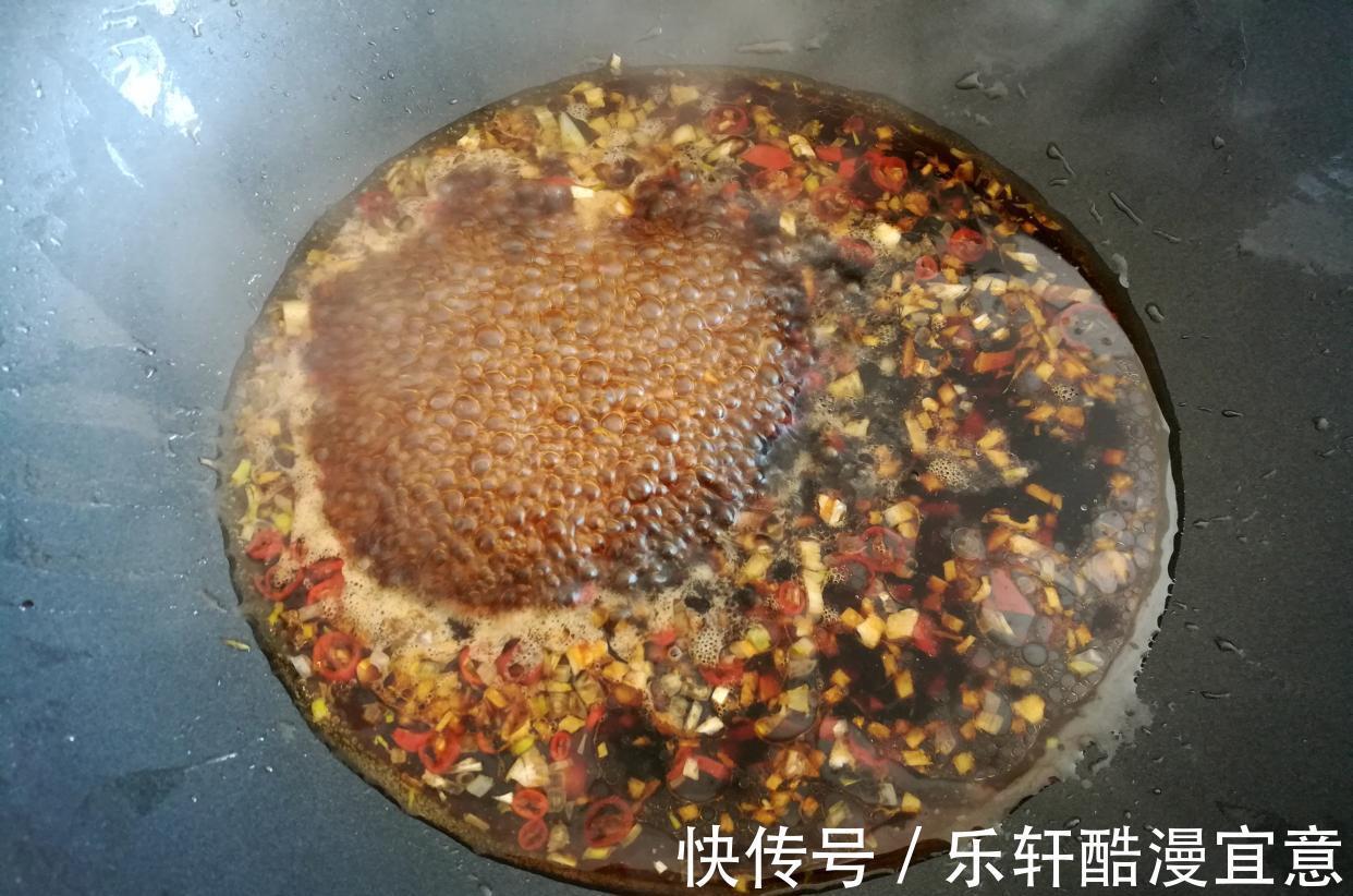 盆子|凉拌西兰花，最忌焯水，学个新做法，营养流失少，爽脆又入味