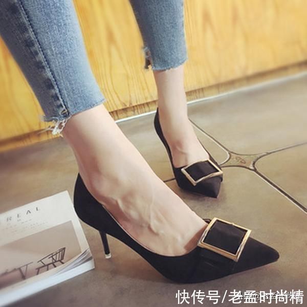 高跟鞋|女人爱高跟鞋不是没有道理的,显瘦显腿长特别的性感