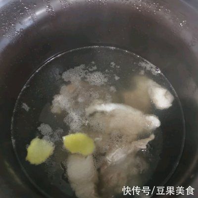 下饭|好吃下饭的骨头猪心汤，几分钟就学到手