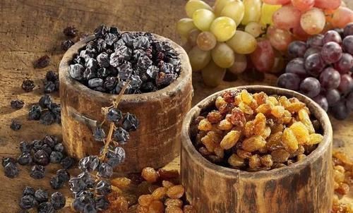 黑芝麻|头发,越洗越油,越洗越少?坚持“3不要吃5物”,头发回到年轻时