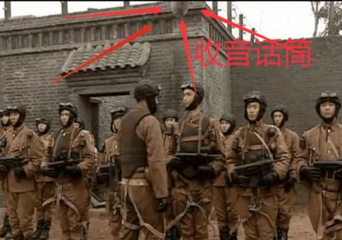  穿帮|《亮剑》穿帮点有多搞笑？日军头顶出现话筒不算啥，面包车出现的才叫突然！