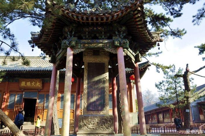 走进五台山最古老的寺院—显通寺