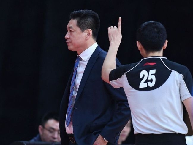 主教练|第一阶段CBA主教练排行,杜锋无缘前三,杨鸣稳中有进居第三