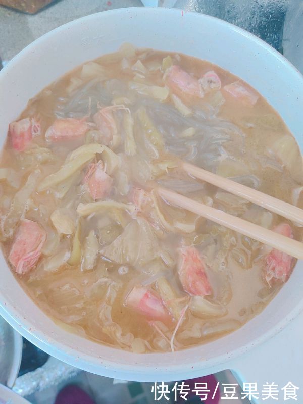 这么好吃的酸菜粉丝做法，现在知道还不晚