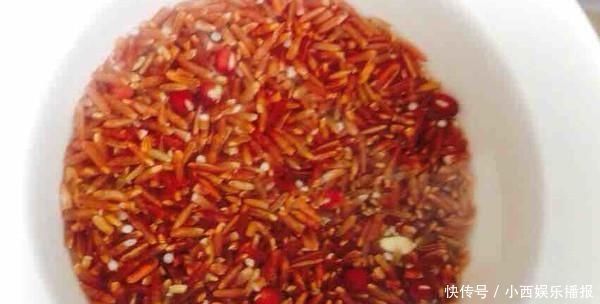 红糖片|红豆和它一起煮，皱纹消失了，子宫变干净了，头发也乌黑亮丽了