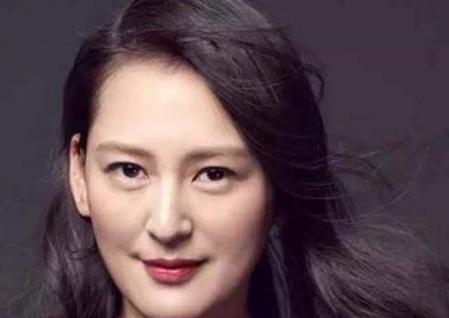 丈夫 在《非诚勿扰》做情感专家,私下竟和丈夫离婚,网友黄澜太可笑