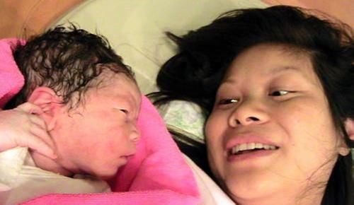 妈妈|产后1小时,宝宝和妈妈会经历什么?这些变化很重要不容忽视