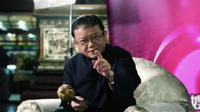 节目组#王刚“错砸”2亿真古董,被收藏者告上法庭,最后是如何解决的