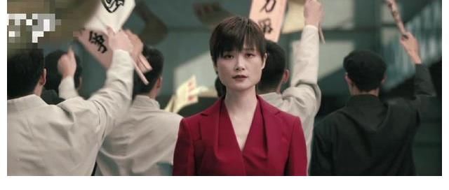 胡歌|央視國(guó)慶晚會(huì)不帶流量明星，胡歌一人分飾五角，收視率節(jié)節(jié)攀高