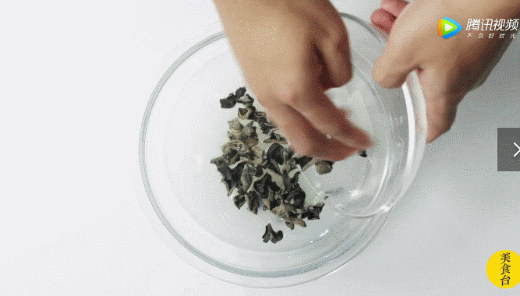 营养|泡银耳少了这一步，营养浪费，煮再久也不出胶！这里有干货泡发窍门