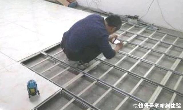 沙子|新式贴瓷砖，不用水泥沙子，半天能贴一间房，太聪明了！