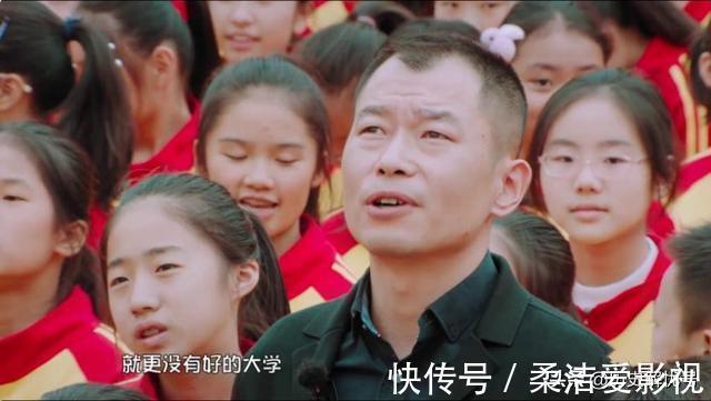 小小年纪|初一女生5年写下30万字小说，被父亲撕碎，女生：像失去了灵魂