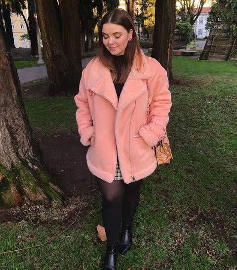 玛莲娜|200斤的女人当上了模特,赘肉满身身材很匀称,深得网友喜爱