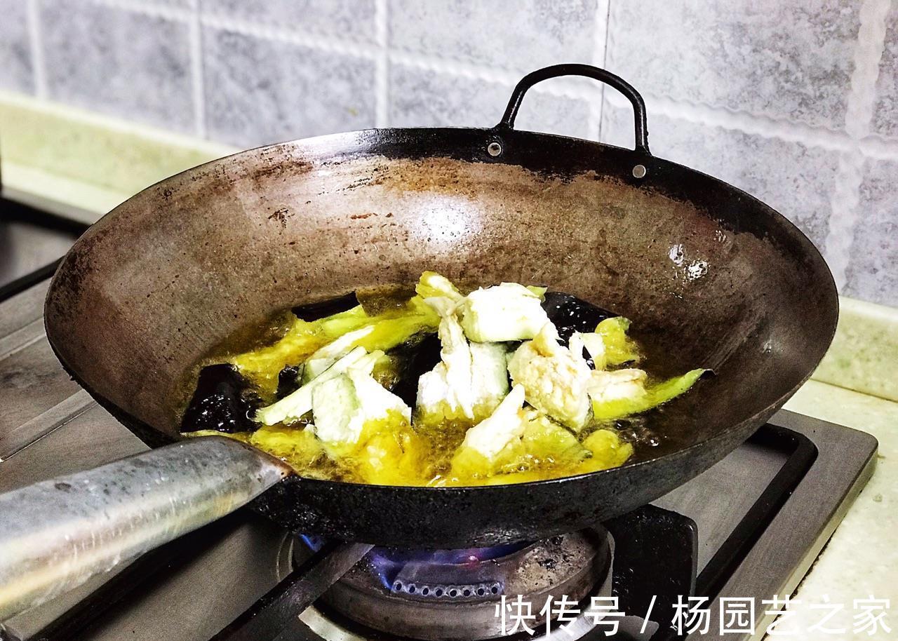 好吃|东北的一道名菜,地三鲜,好吃咸鲜又下饭,喜欢吃的做起来