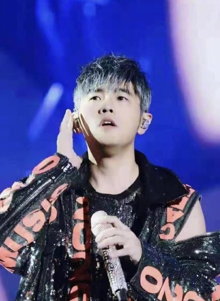 华晨宇|华语乐坛歌手热度排名:华晨宇第四薛之谦第二,榜首毋庸置疑