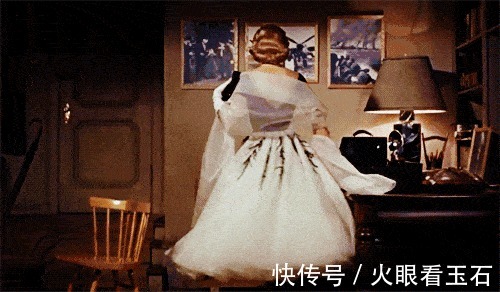 珠宝@这4位风华绝代的佳人,都对珍珠爱不释手